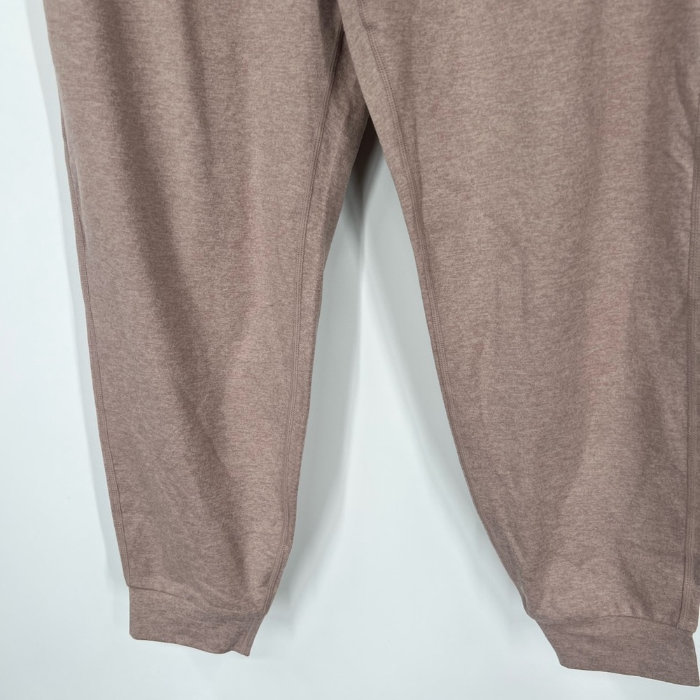 Vuori Performance Joggers Drawstring - image 3